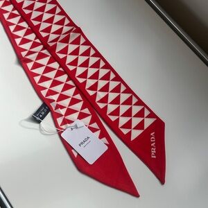 100% silk twilly / mini scarf